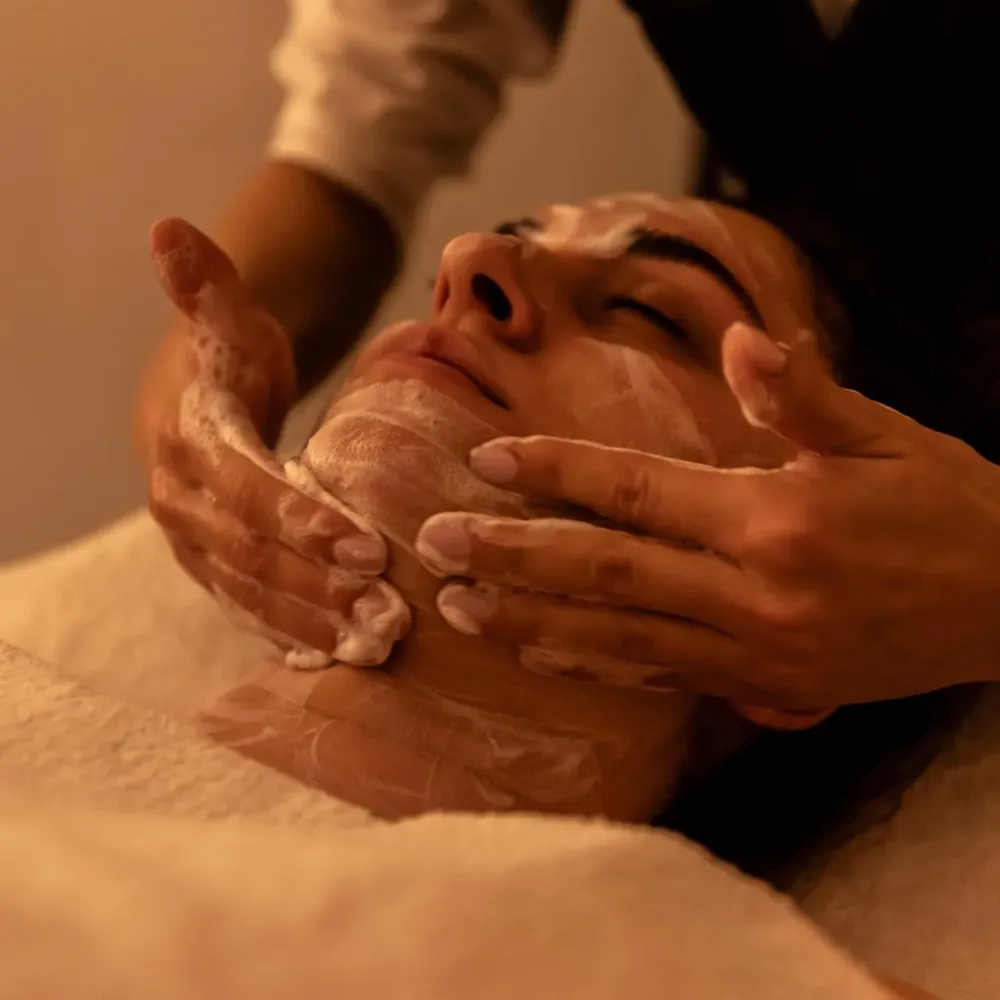 soins visage près de Doue